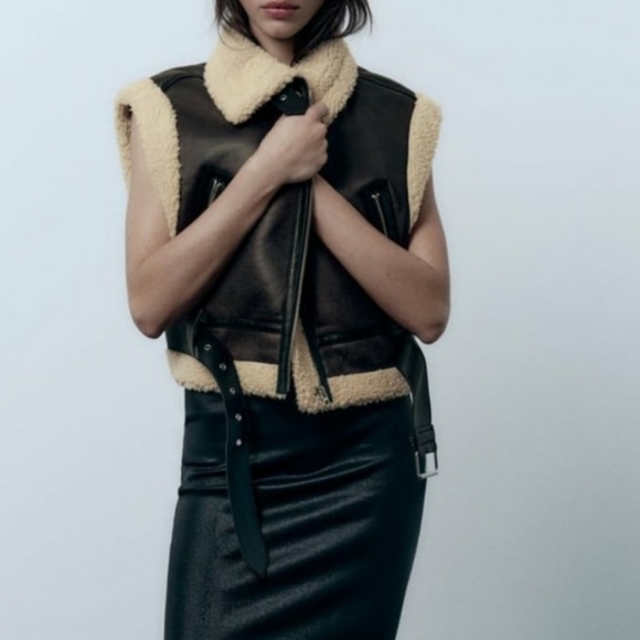 ZARA Cropped Double Faced Fleece Vest Bloggers Favorite - Picture 6 of 6